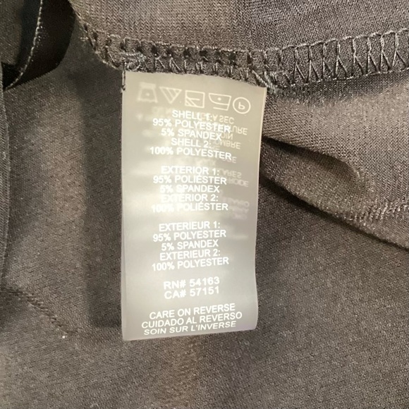 Tommy Hilfiger Tiered Ruffle Short Sleeve Tee Black, Size Small NWT Office - Picture 7 of 9